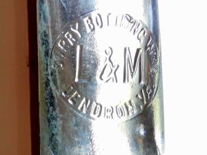 donnas dendron bottle 1905-001