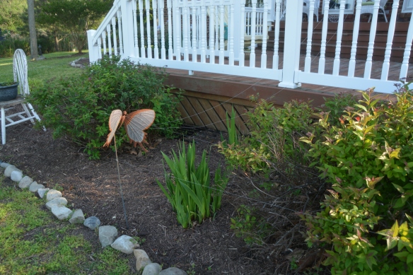 fishing line fences to keep deer out of flowerbeds